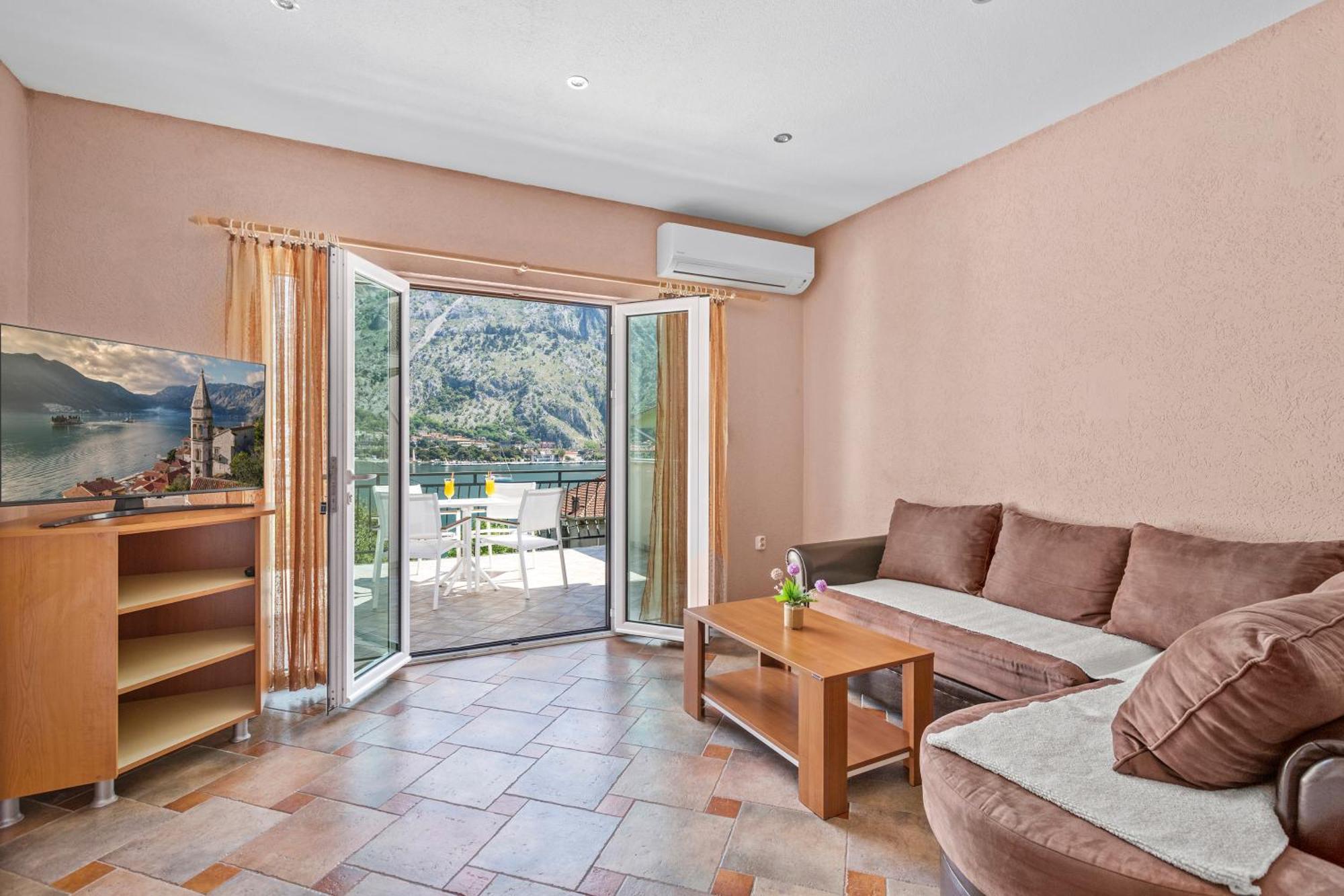 Apartments Doncic Kotor Eksteriør bilde