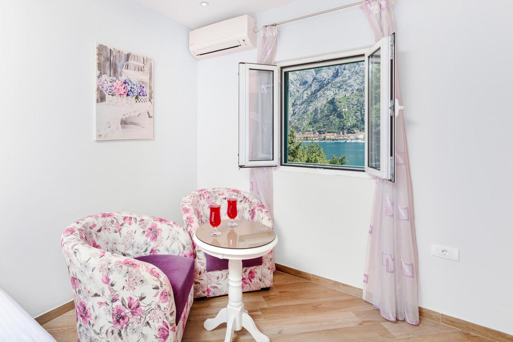 Apartments Doncic Kotor Eksteriør bilde