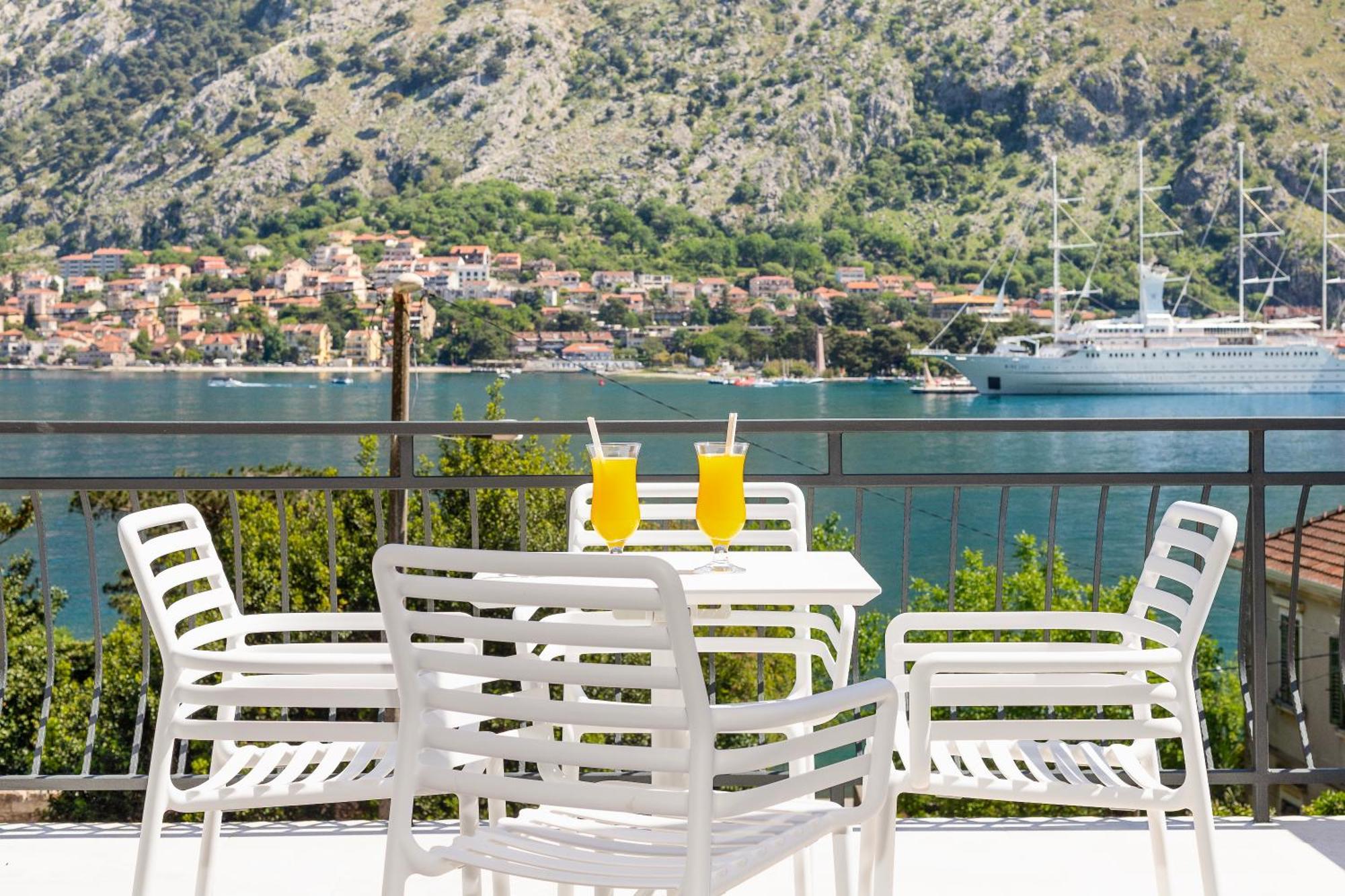 Apartments Doncic Kotor Eksteriør bilde