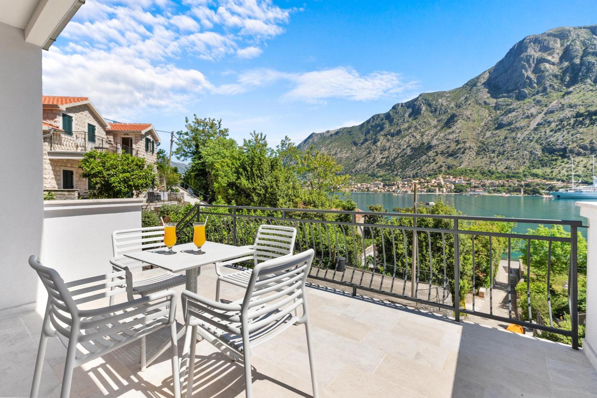 Apartments Doncic Kotor Eksteriør bilde
