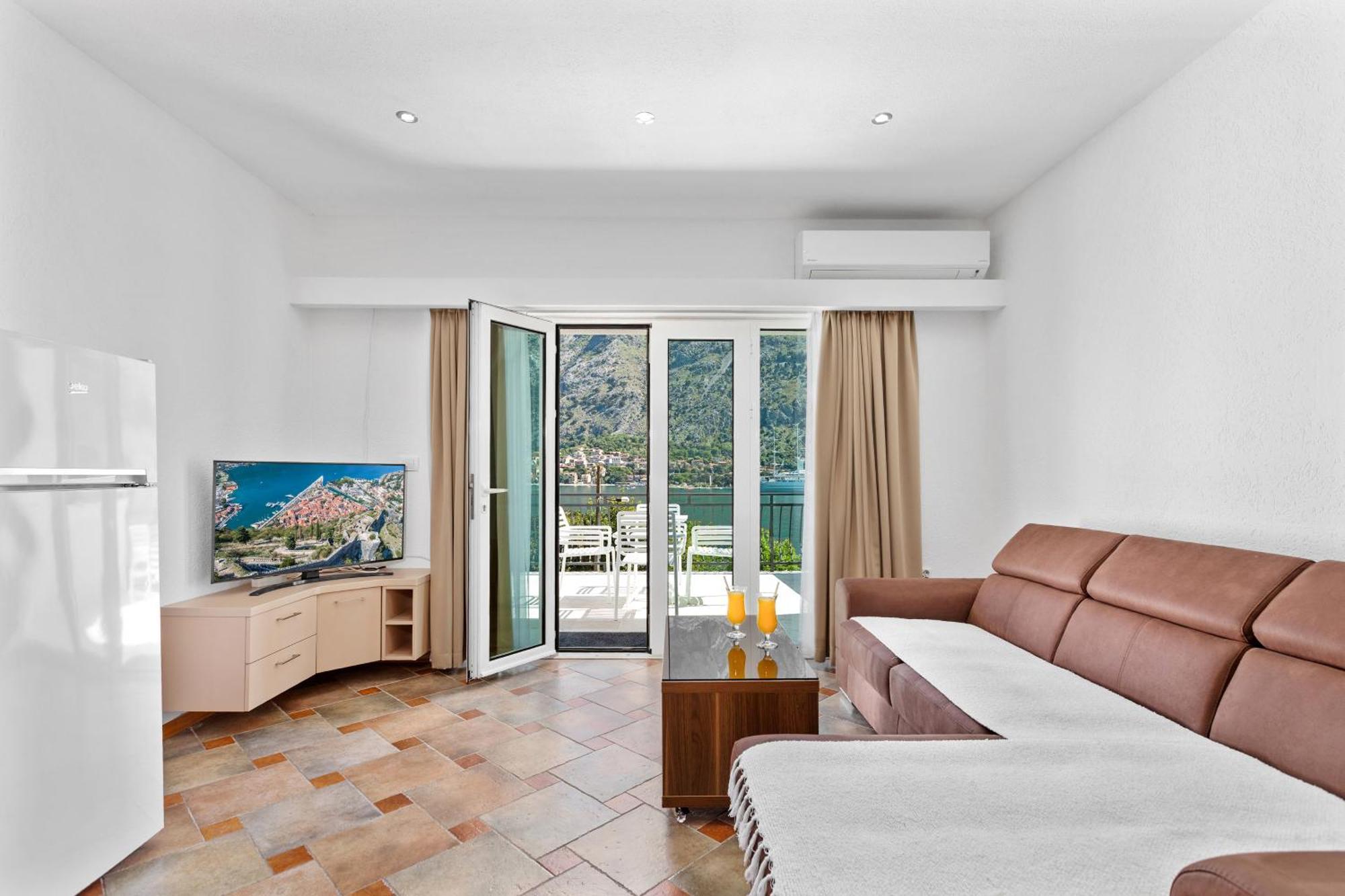 Apartments Doncic Kotor Eksteriør bilde
