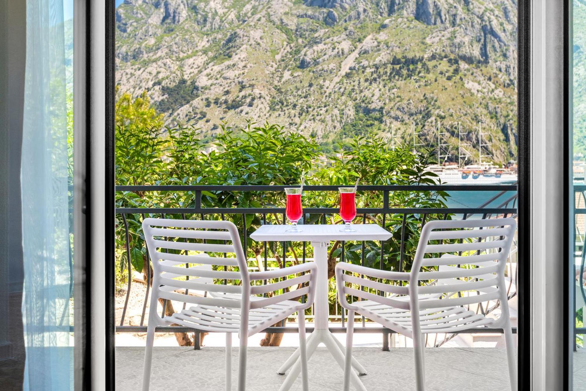 Apartments Doncic Kotor Eksteriør bilde