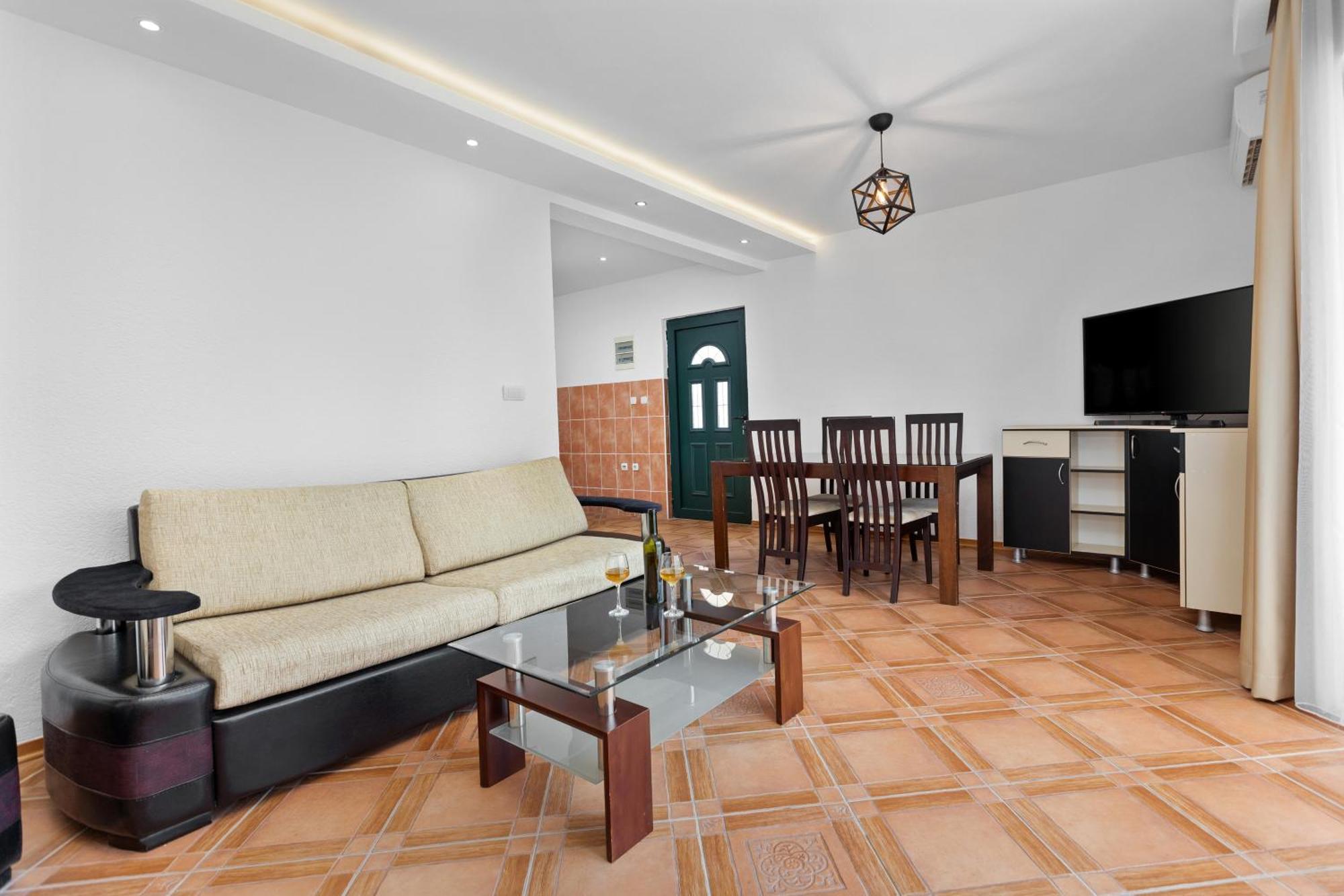 Apartments Doncic Kotor Eksteriør bilde