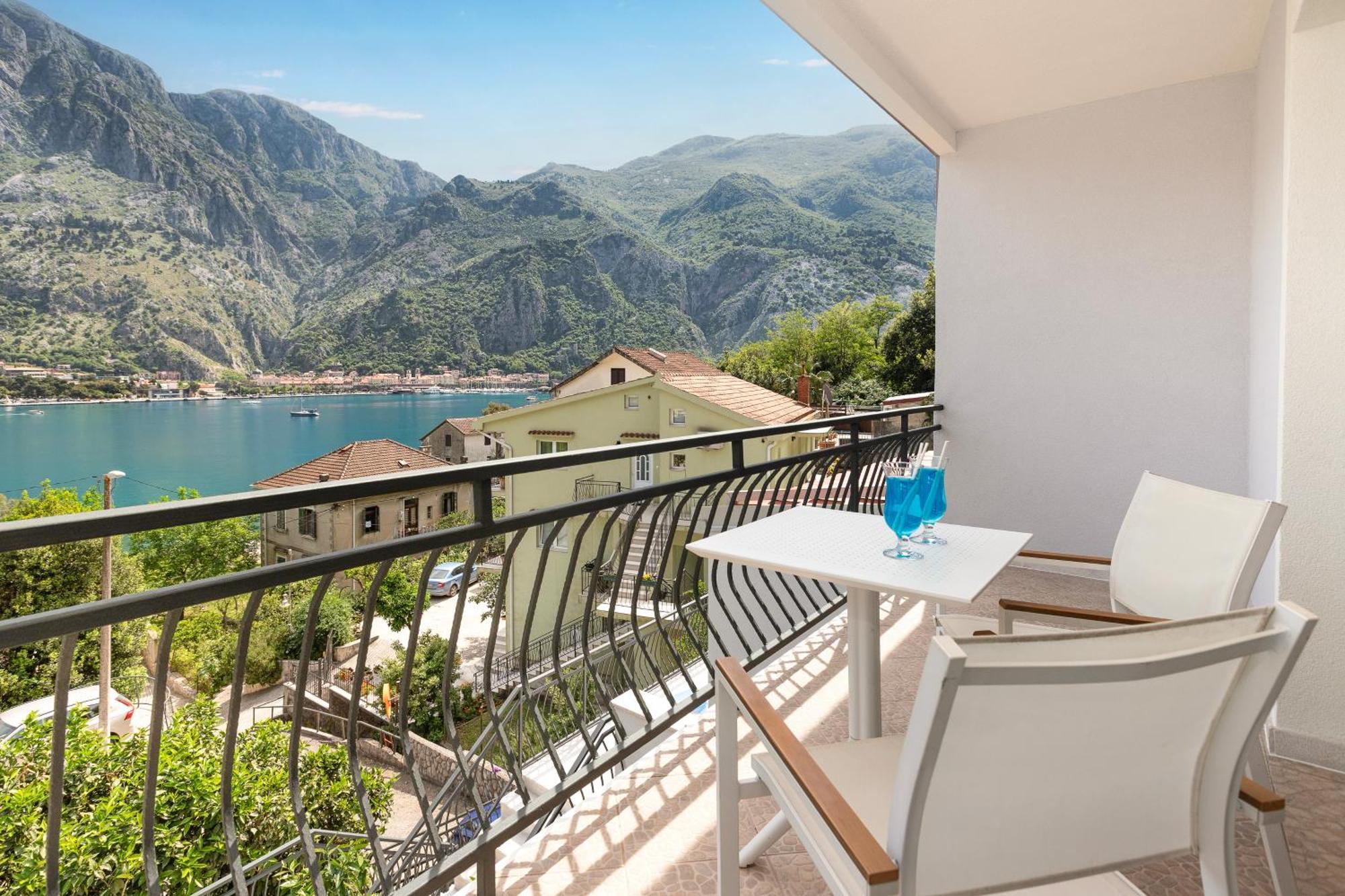 Apartments Doncic Kotor Eksteriør bilde