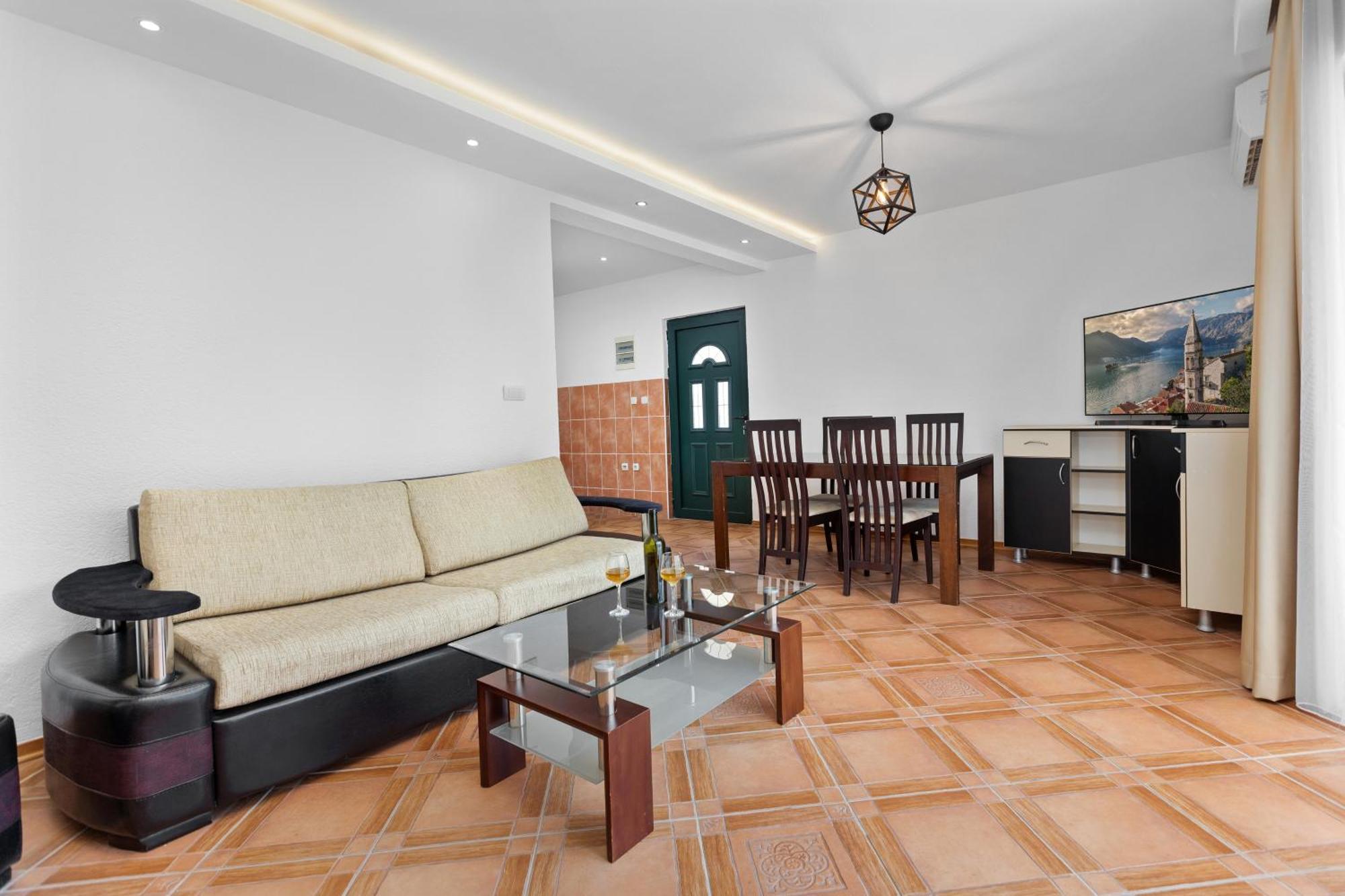 Apartments Doncic Kotor Eksteriør bilde